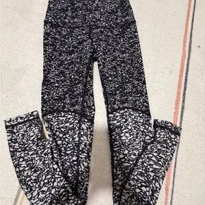 Lululemon Black and White Patterned Leggings